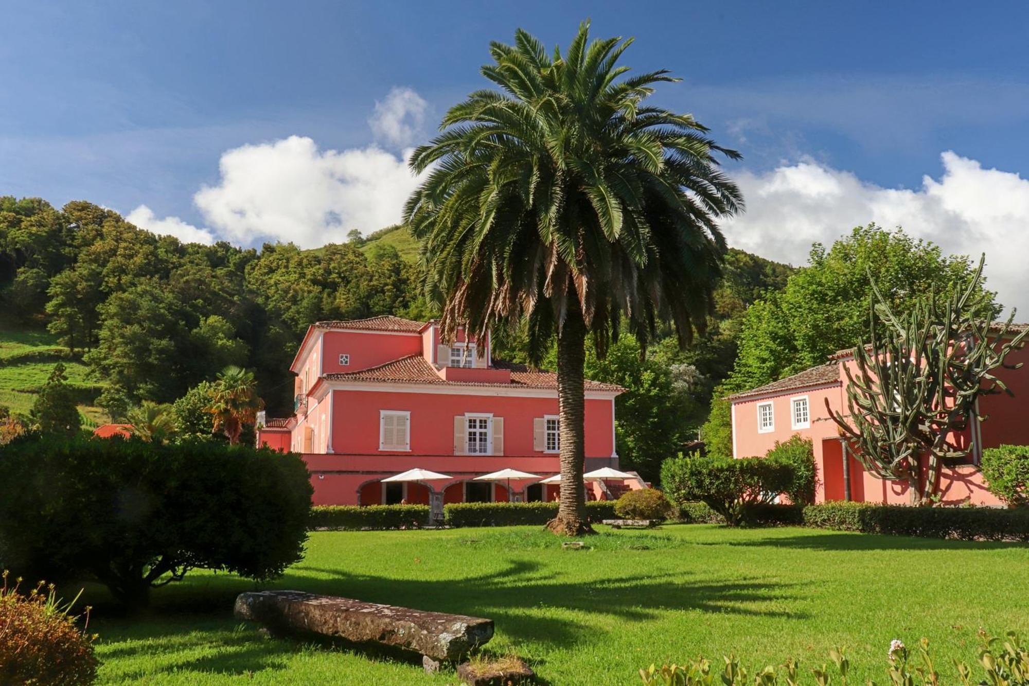 Solar De Lalem Bed and Breakfast Maia  Buitenkant foto