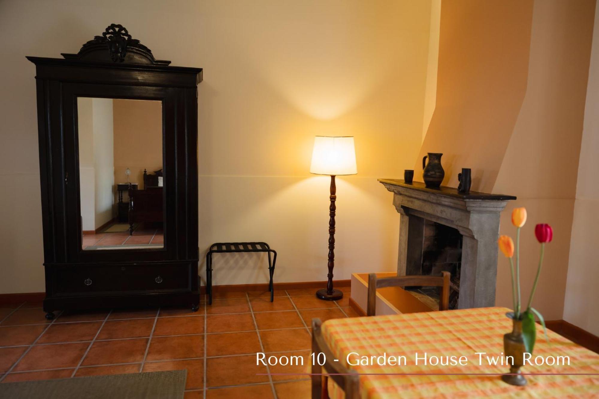 Solar De Lalem Bed and Breakfast Maia  Buitenkant foto