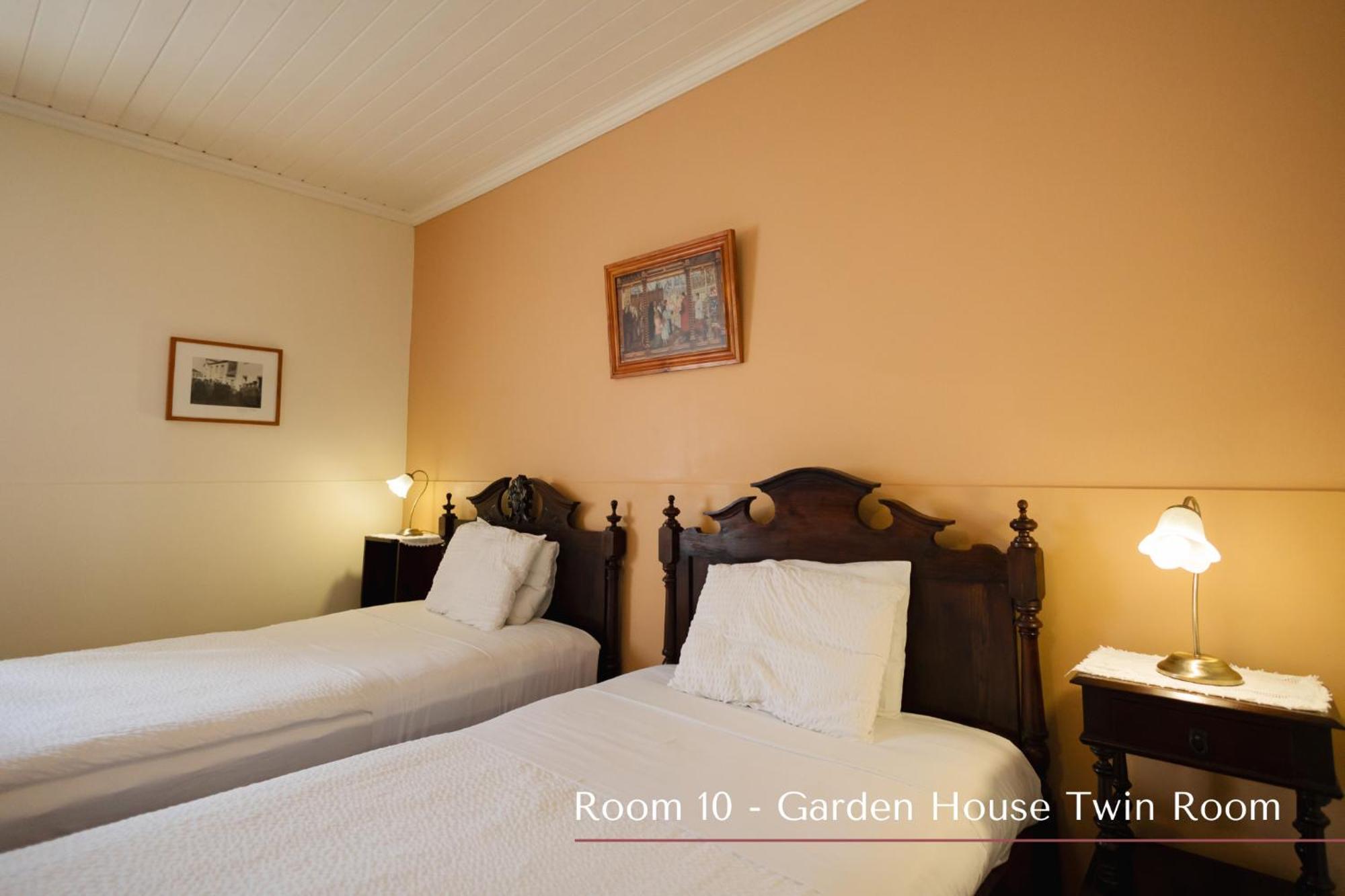 Solar De Lalem Bed and Breakfast Maia  Buitenkant foto