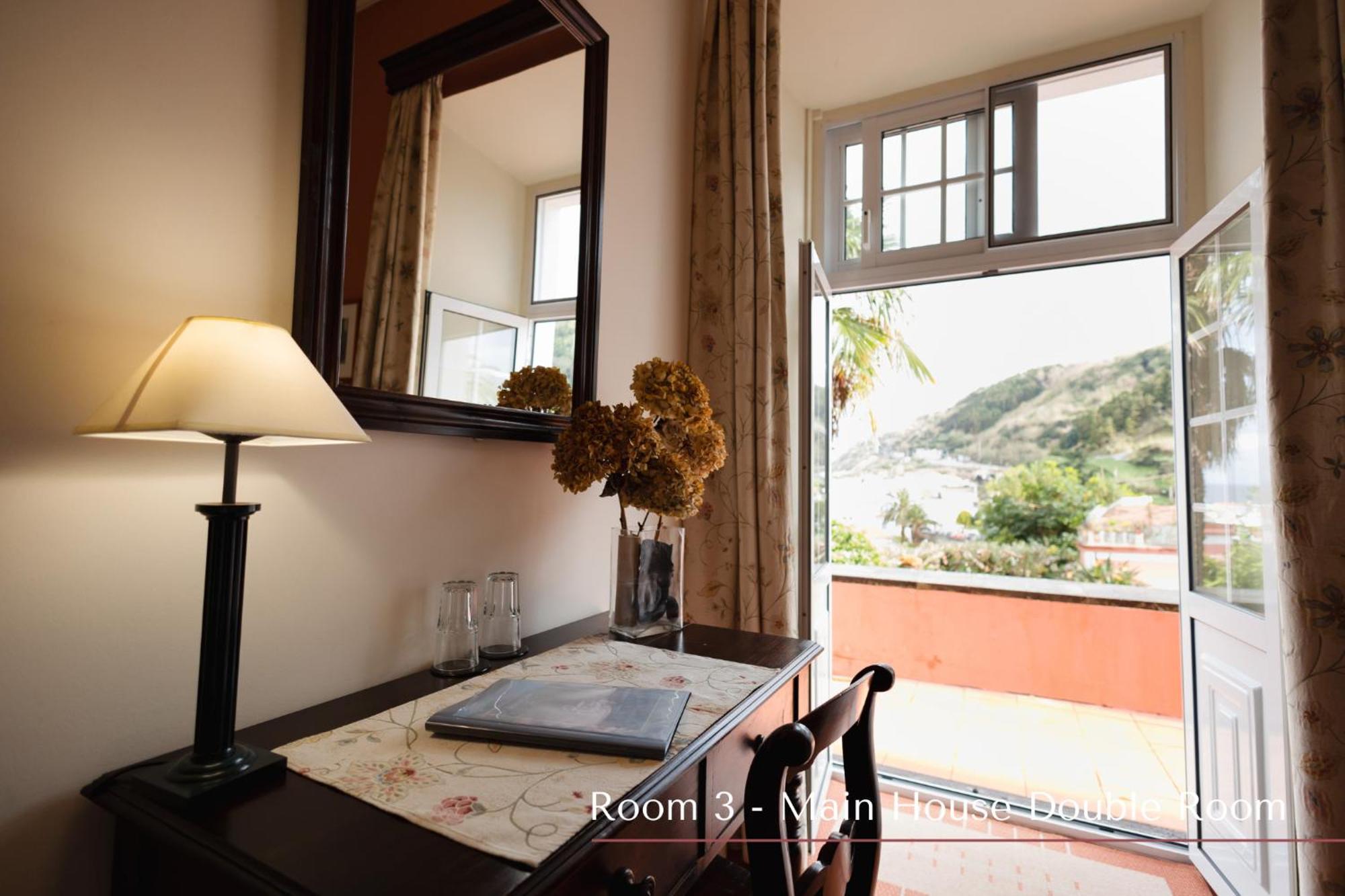 Solar De Lalem Bed and Breakfast Maia  Buitenkant foto