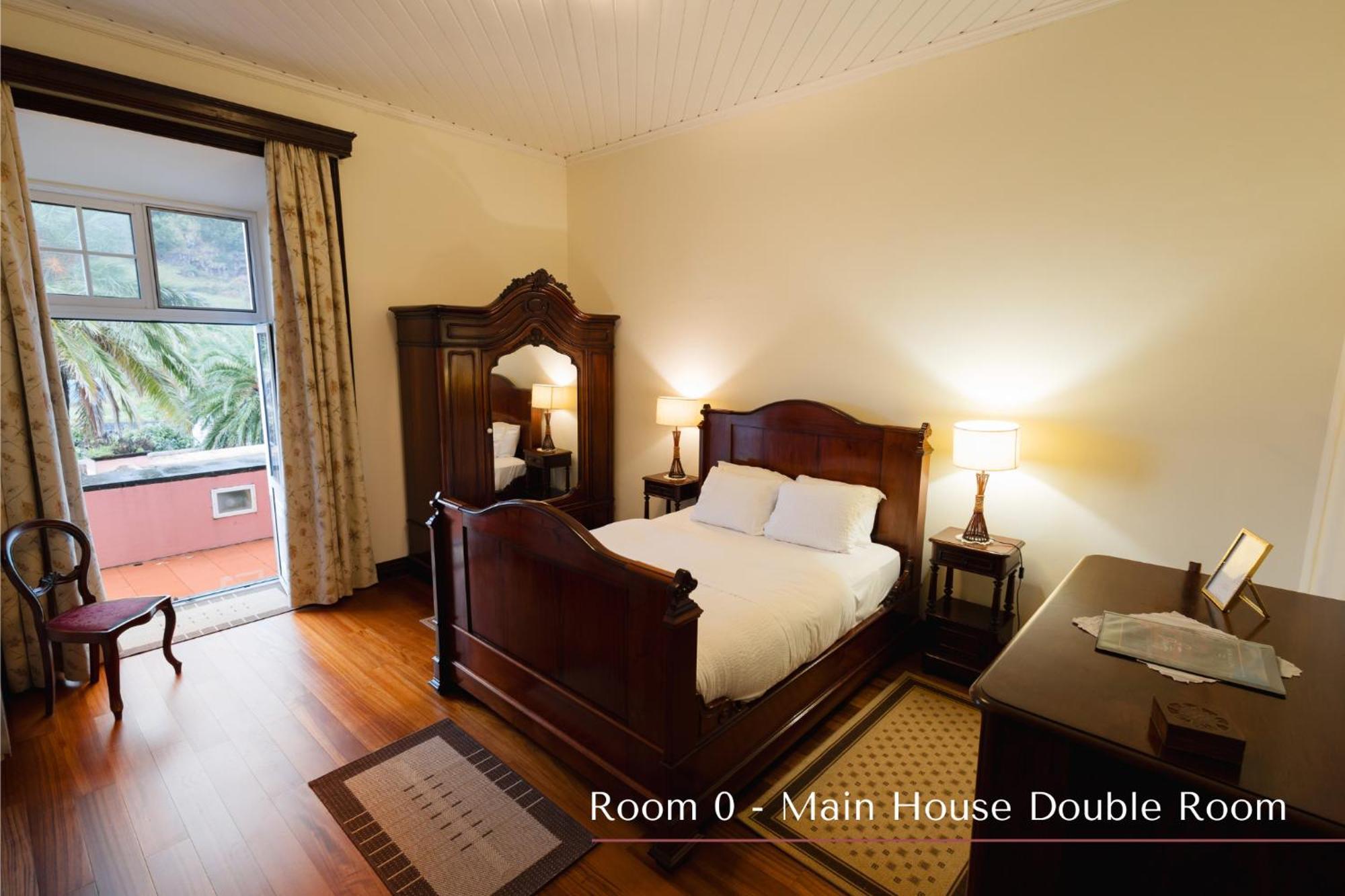 Solar De Lalem Bed and Breakfast Maia  Buitenkant foto